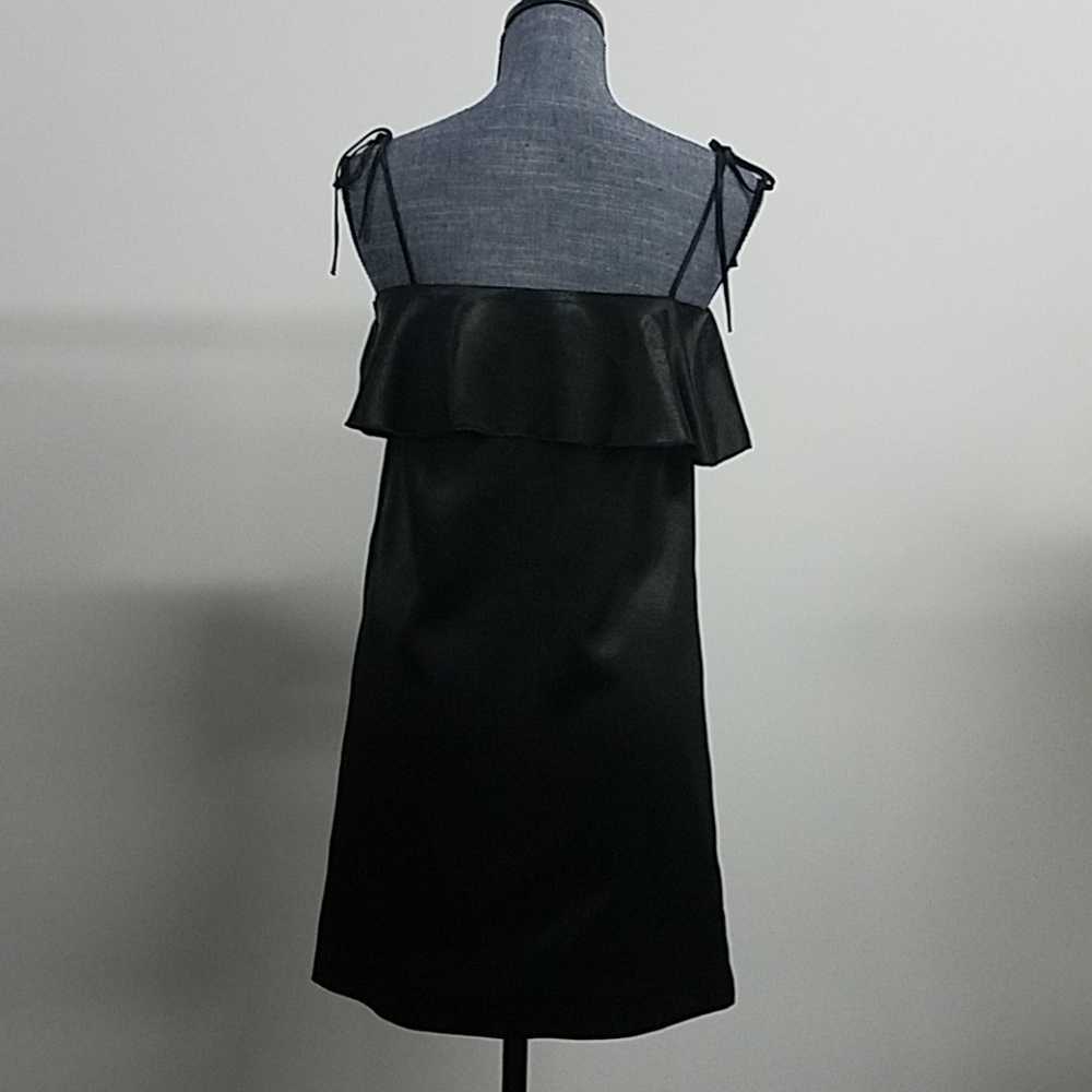 Silky ruffle detail mini dress - Picture 5 of 6